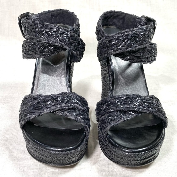 Stuart Weitzman Hoopla wedge in black braided leather platform espadrilles - Picture 3 of 10